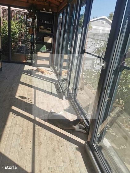 Casă cu 4 camere în Vadu Anei