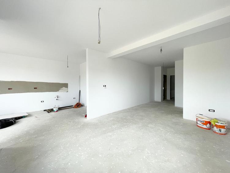 Duplex cu 3 camere cu Canalizare în Moșnița Nouă