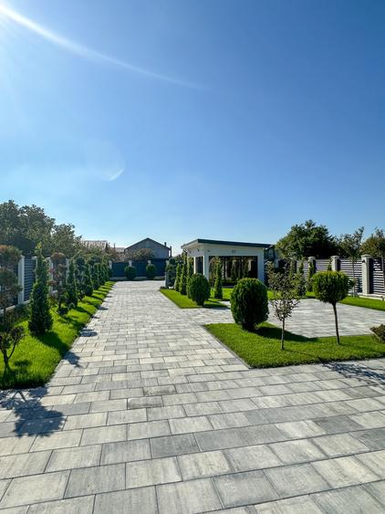 Casă individuală cu 4 camere cu Garaj în Ștefăneștii de Jos