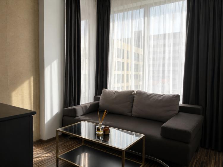 Apartament cu 2 camere decomandat în Universitate