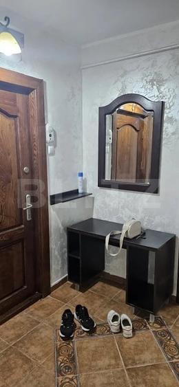 Apartament cu 3 camere decomandat în Filiași