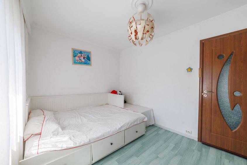 Apartament cu 2 camere semidecomandat în Prundu
