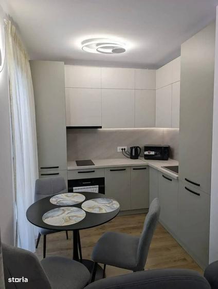 Apartament cu 2 camere decomandat în Barbu Văcărescu