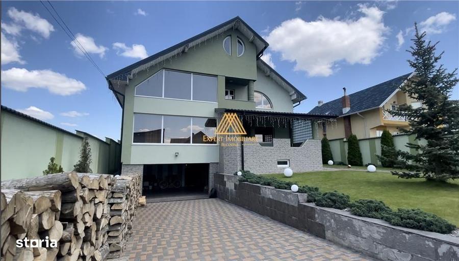 Casă cu 4 camere în Central