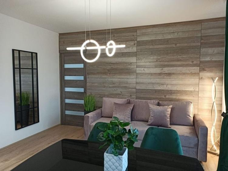 Apartament cu 2 camere decomandat în Politehnica
