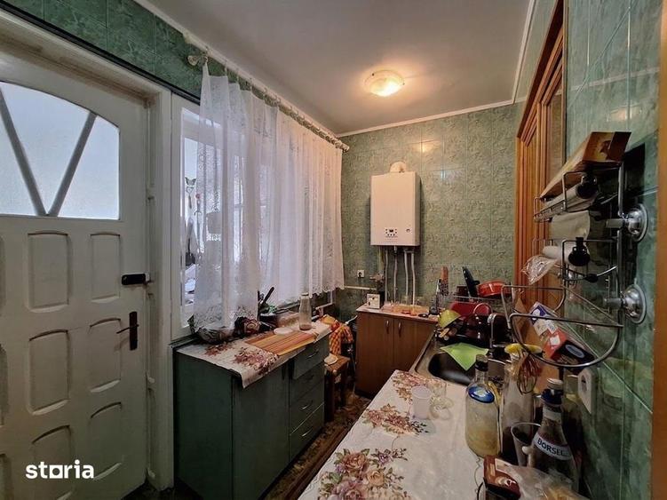 Casă cu 6 camere cu Teren 200 Mp în Ultracentral