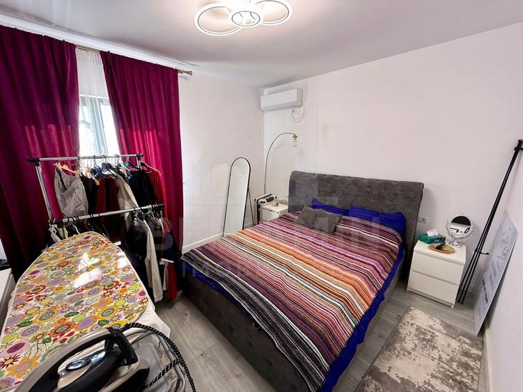 Casă individuală cu 4 camere cu Canalizare în Malu Mare