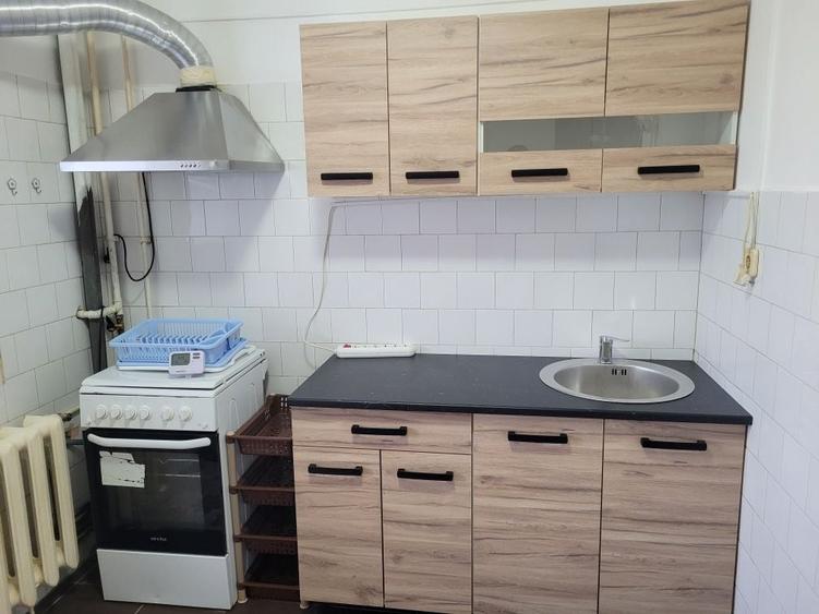 Apartament cu 2 camere decomandat în Bârzești