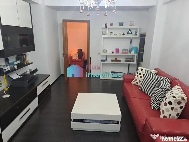 Apartament cu 2 camere decomandat în George Enescu