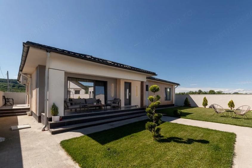 Casă cu Teren 500 Mp în Central
