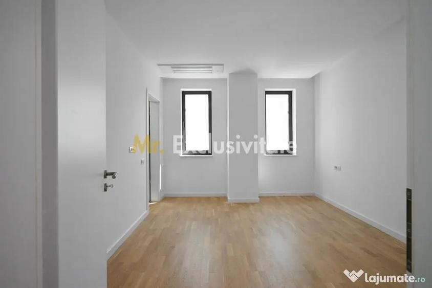 Apartament cu 3 camere decomandat în Trivale