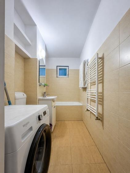 Apartament cu 3 camere decomandat în Deve