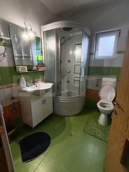 Casă cu 5 camere cu Teren 600 Mp în Ultracentral