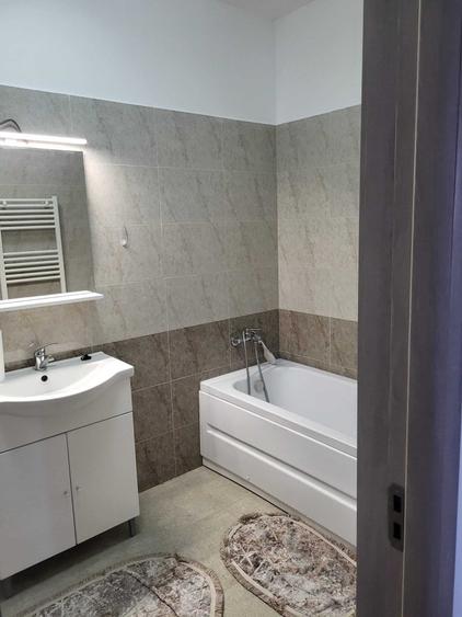 Apartament cu 2 camere decomandat în Dobroești