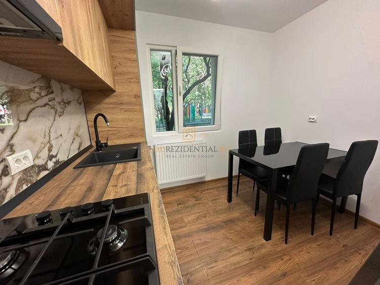 Apartament cu 3 camere semidecomandat, mobilat în Berceni