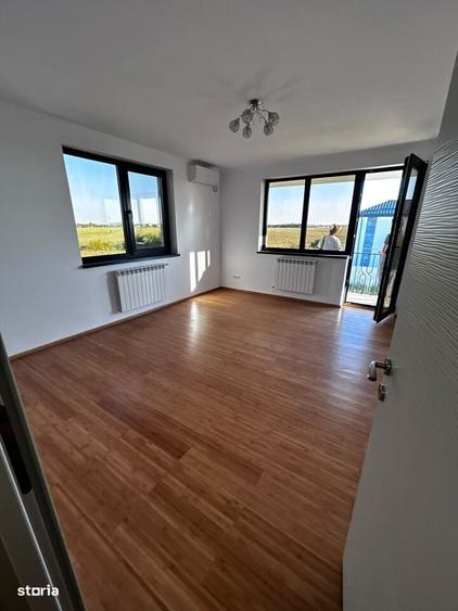 Casă cu 4 camere în Dumbrăveni