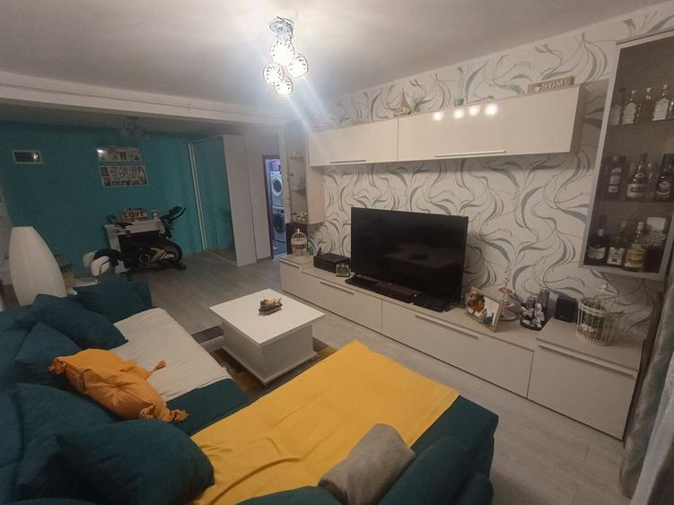 Apartament cu 3 camere decomandat în Șelimbăr