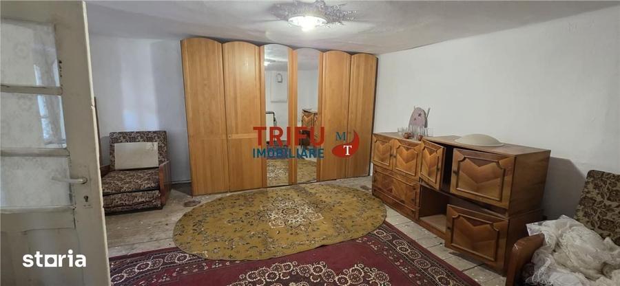 Casă cu 3 camere cu Teren 2398 Mp în Cricău