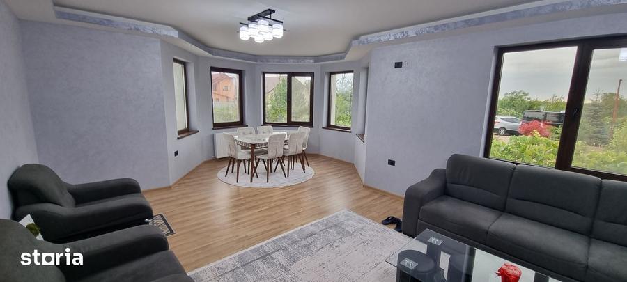 Casă cu 5 camere cu Teren 1000 Mp în Răchiți