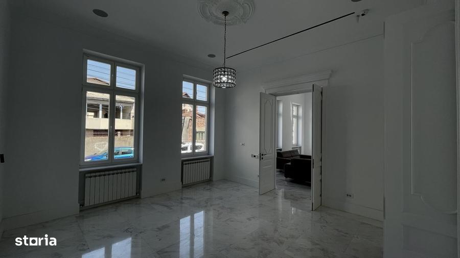 Casă cu 4 camere cu Teren 152 Mp în Ultracentral