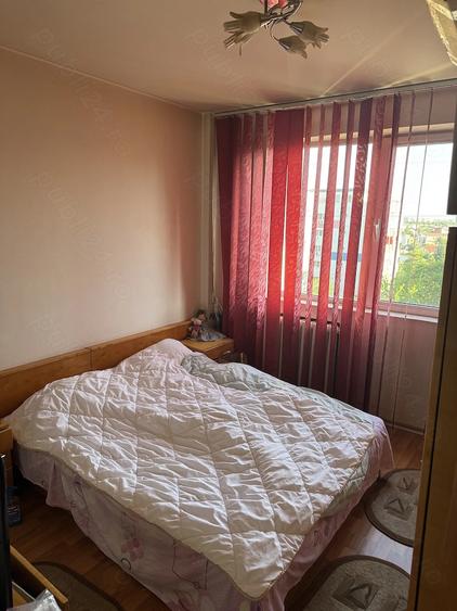 Apartament cu 3 camere decomandat în Brâncoveanu