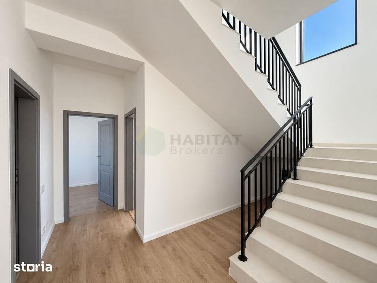 Casă cu 4 camere cu Teren 400 Mp în Central