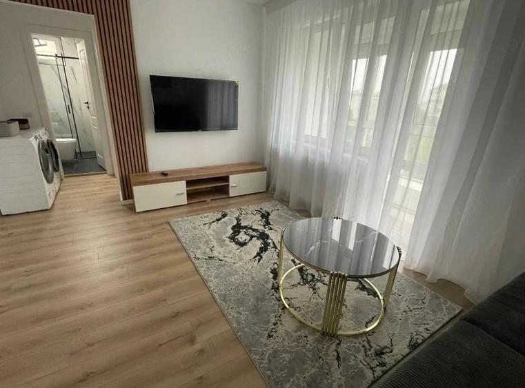 Apartament cu 2 camere decomandat în Ultracentral
