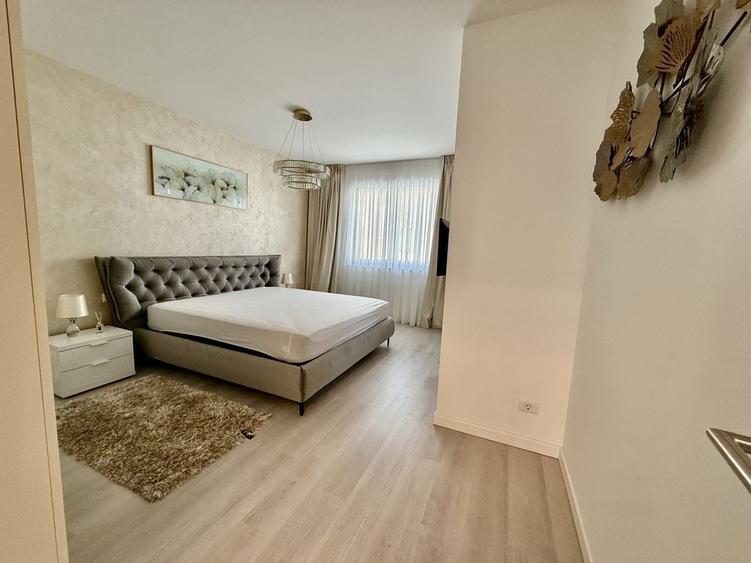 Casă cu 4 camere în Pipera