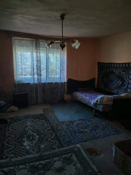 Casă individuală cu 3 camere cu Teren 900 Mp în Central