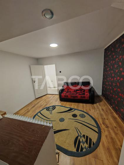 Apartament cu 2 camere decomandat, mobilat în Gruia
