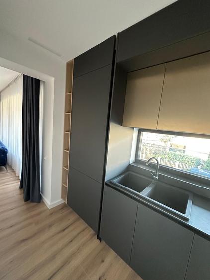Apartament cu 4 camere decomandat în Iancu Nicolae