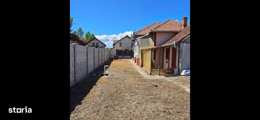 Casa in Cristur cu trei camere. - 7
