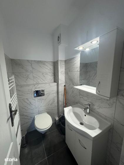 Apartament cu 3 camere semidecomandat în Someșeni