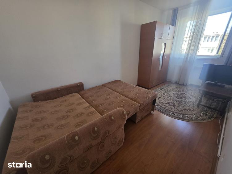 Apartament cu 2 camere decomandat în Astra