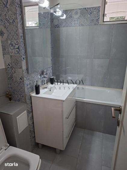 Apartament cu 2 camere în Tei