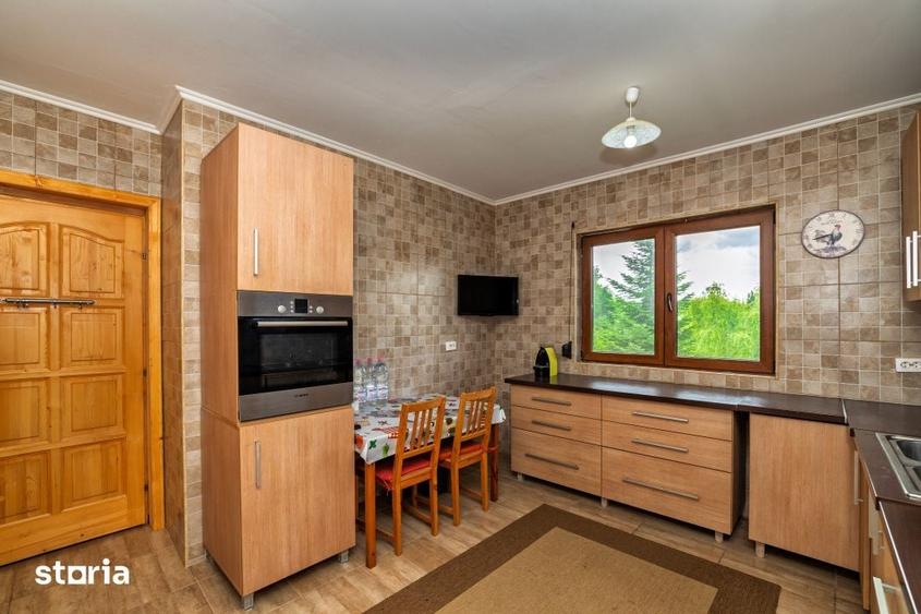 Casă cu 3 camere cu Teren 6290 Mp în Corbi