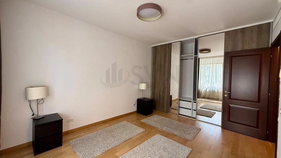 Apartament cu 3 camere semidecomandat, mobilat în Aviatorilor