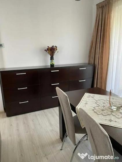 Apartament cu 2 camere decomandat în Zorilor
