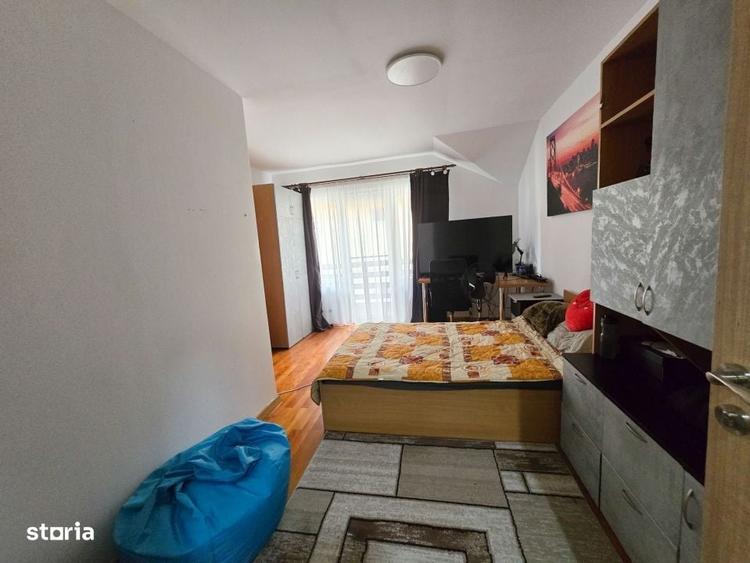 Casă cu 4 camere în Bună Ziua