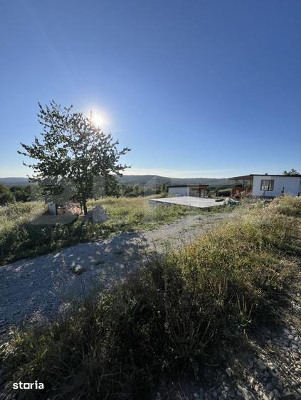 Teren de 600 mp, în Milaș