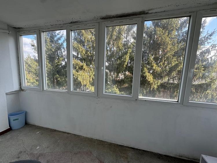 Apartament cu 4 camere decomandat, mobilat în Plopilor