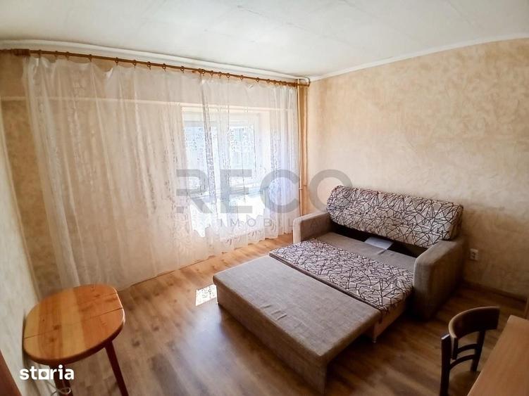 Garsonieră decomandată în Cantemir