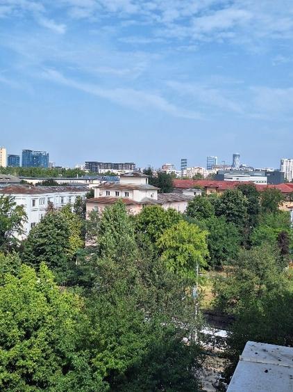 Garsonieră decomandată, mobilată în Ștefan cel Mare