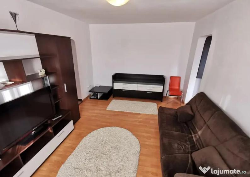 Apartament cu 2 camere semidecomandat în Astra
