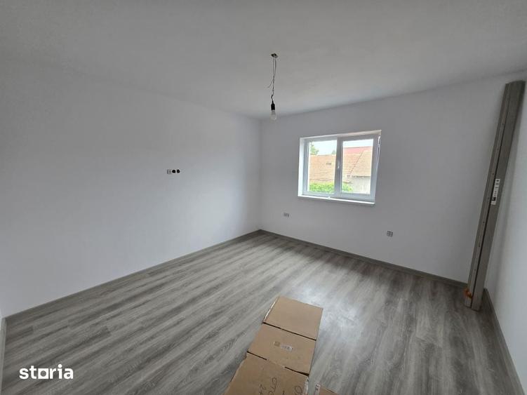 Casă cu 3 camere cu Teren 170 Mp în Mașloc