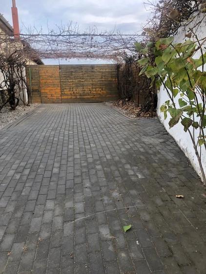 Casă cu 2 camere cu Teren 1600 Mp în Șelimbăr