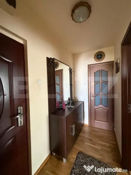 Apartament cu 2 camere decomandat în Dâmbu Pietros