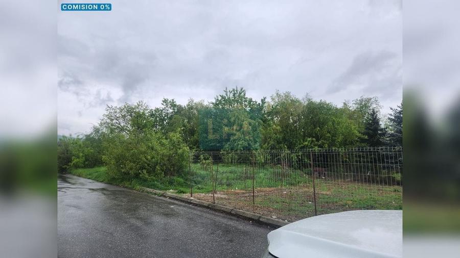 Teren Construcții intravilan de 2700 mp, în Nord-Vest