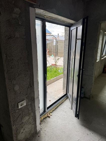 Casă individuală cu 4 camere cu Canalizare în Nord