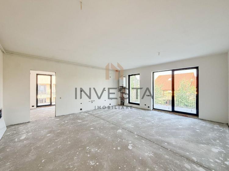 Apartament cu 3 camere semidecomandat în Central — fotografia 3